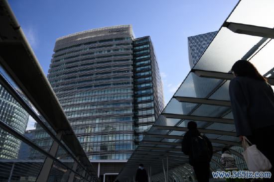 位于日本横滨的日产汽车大众总部大楼。